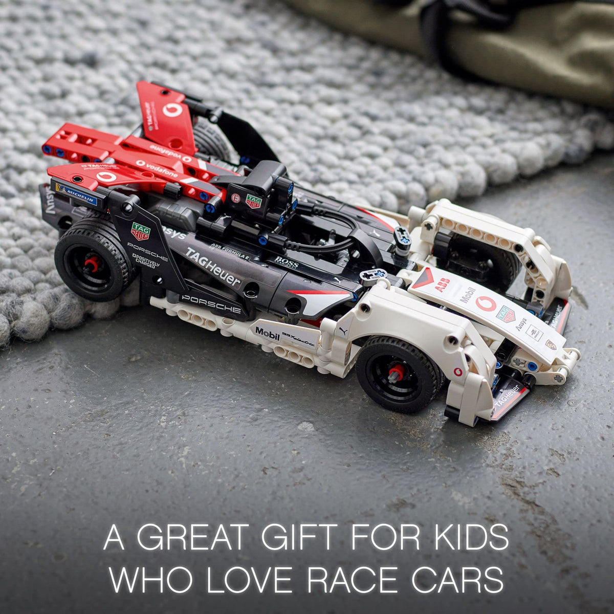 Pull-Back Race Car Model Building Set J896
