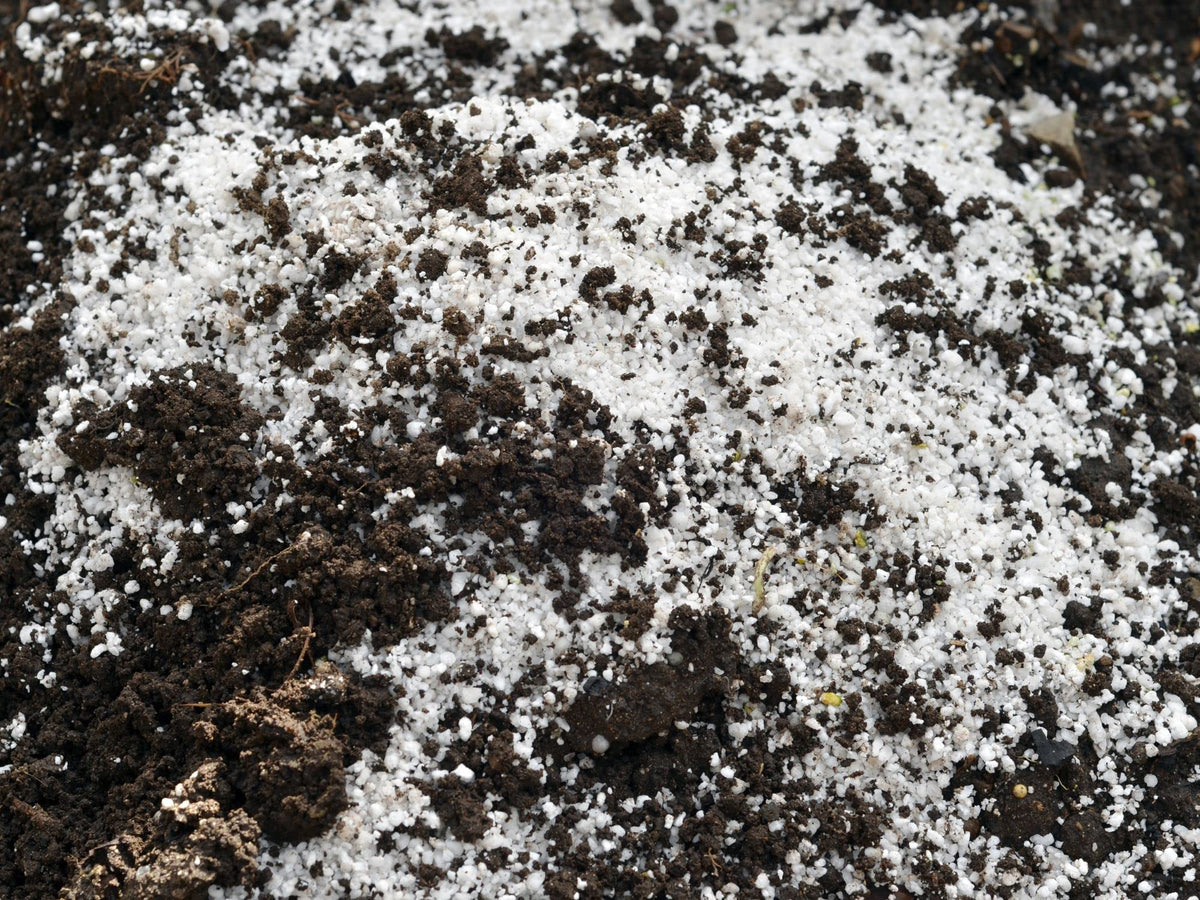 4 Cubic Foot Planting Soil Additive B817965